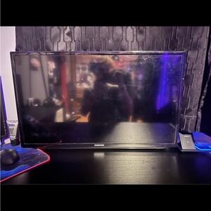 Samsung Black Flat Screen Monitor